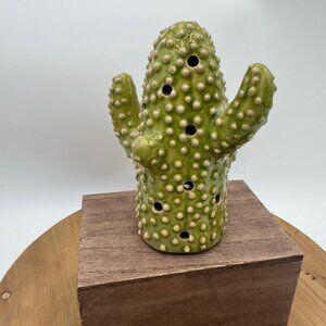 Ceramic Green Cactus Figure Southwest Style 5 1/2 in. Tall unbranded EUC